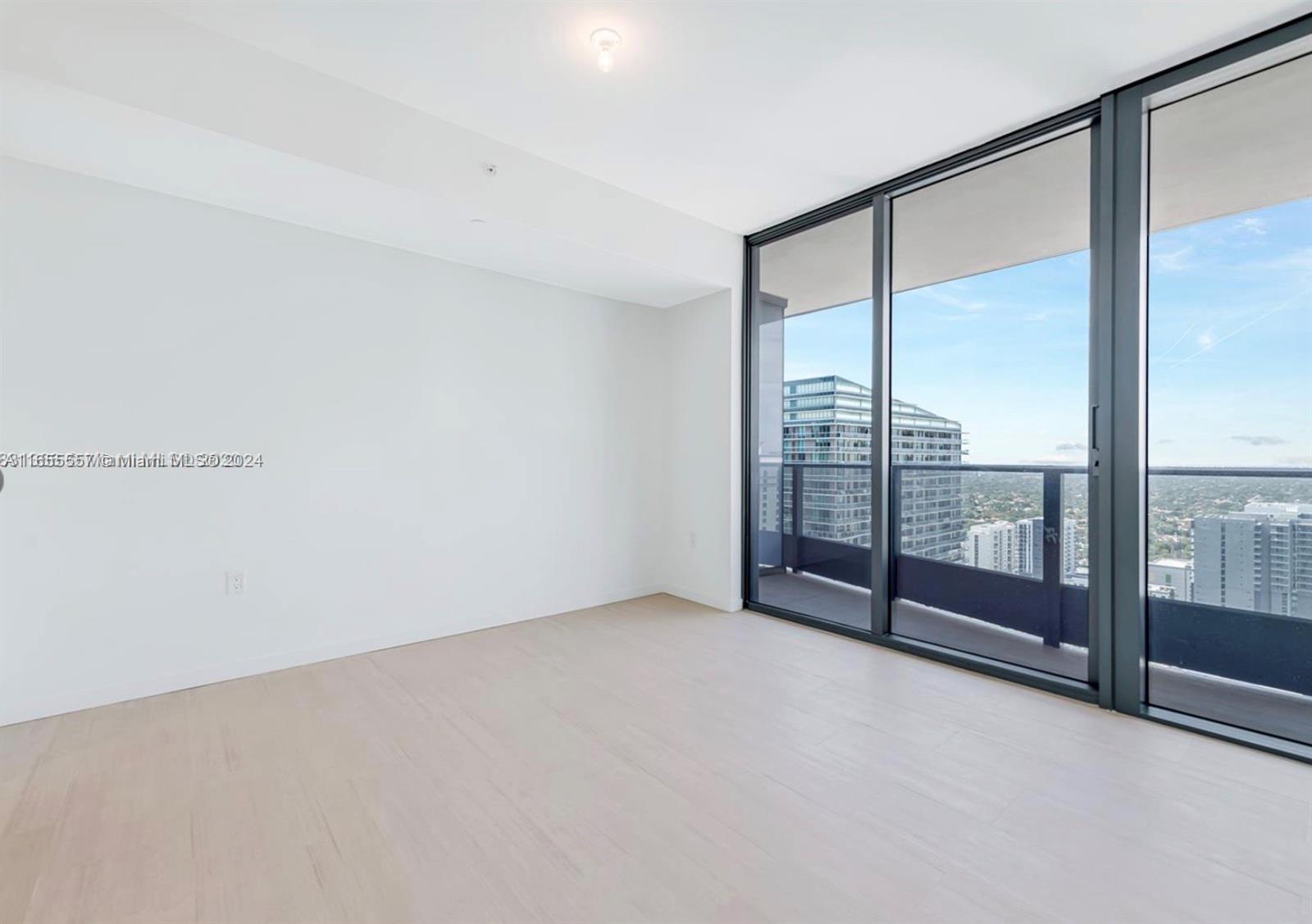 1000 Brickell Plz # 3608