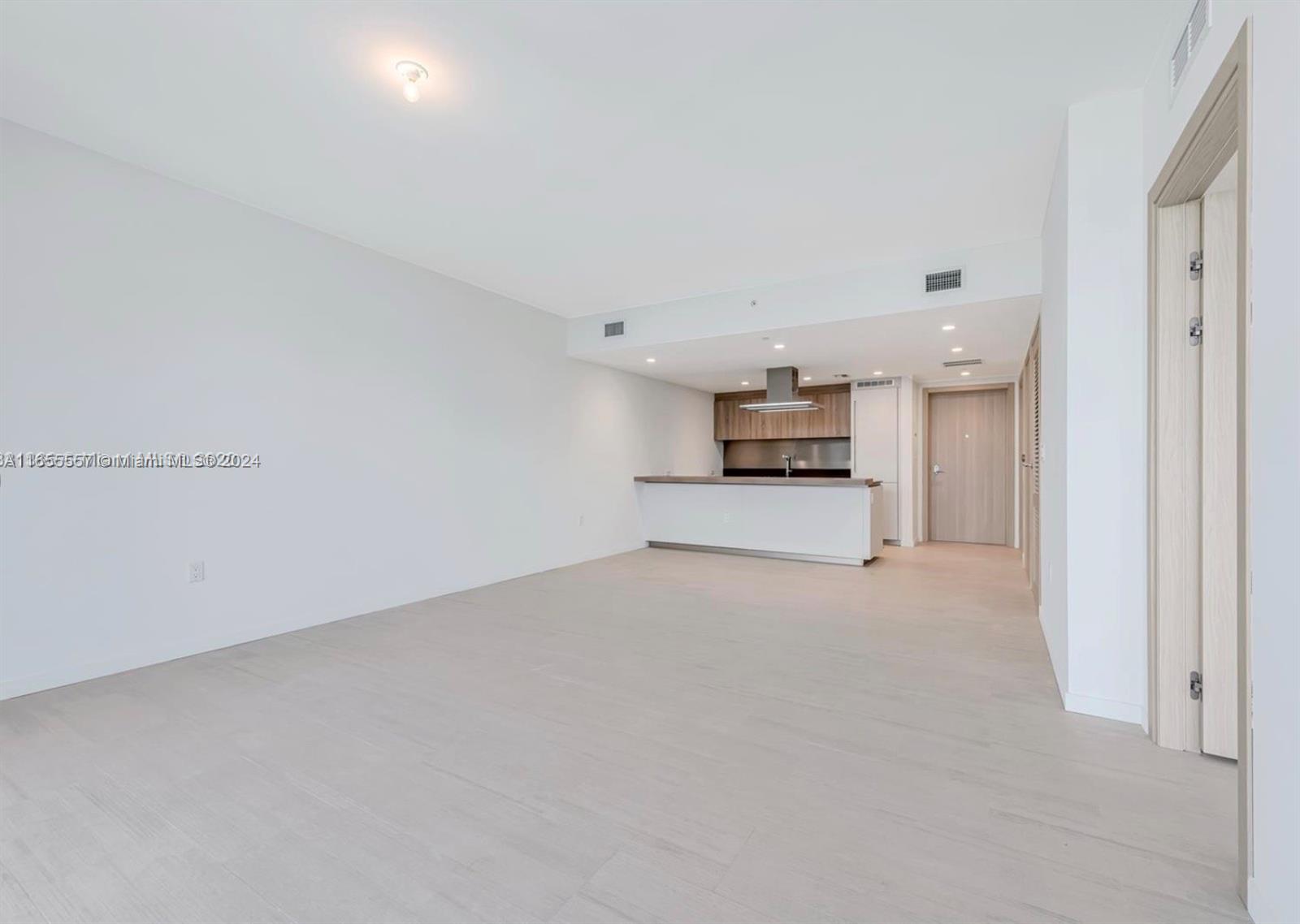 1000 Brickell Plz # 3608