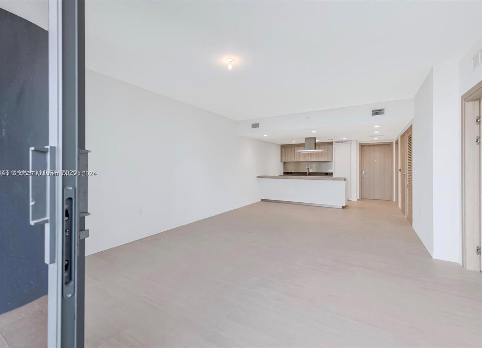 1000 Brickell Plz # 3608