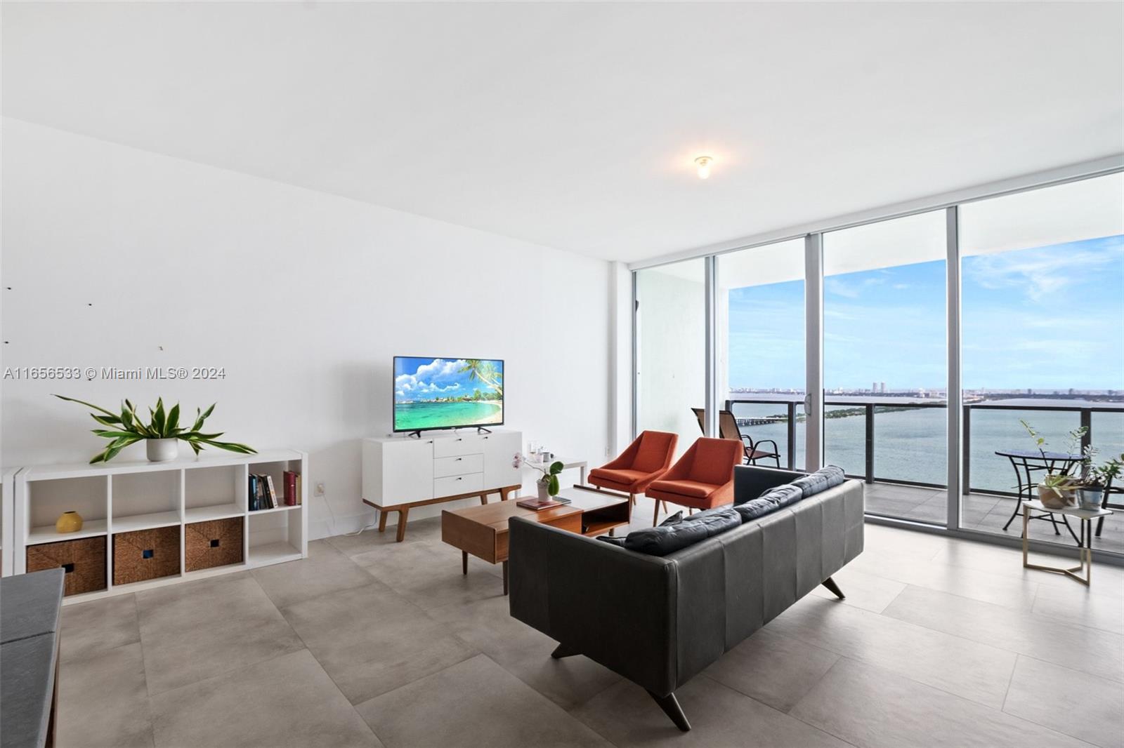 2900 NE 7th Ave # 2904