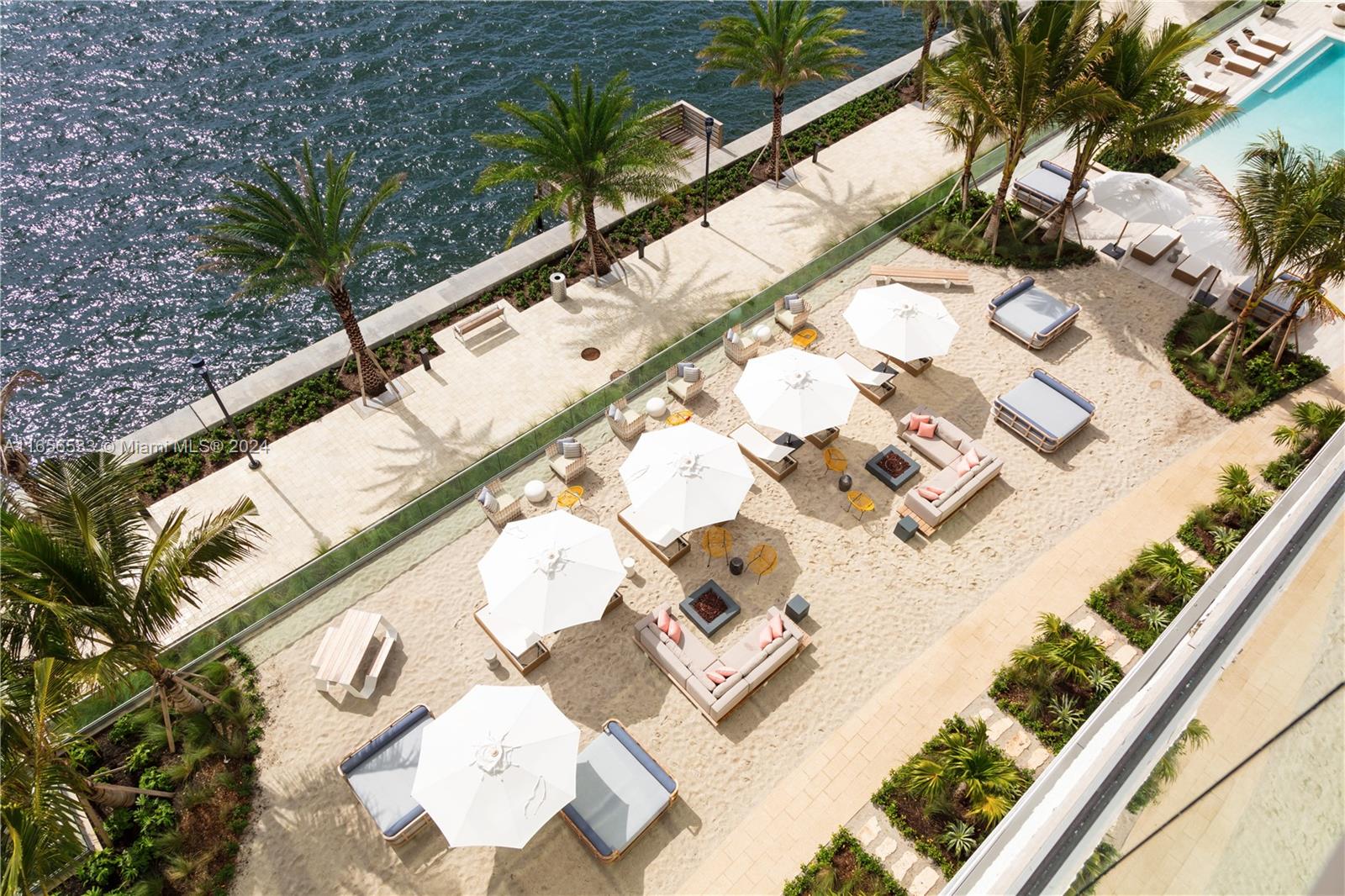 2900 NE 7th Ave # 2904