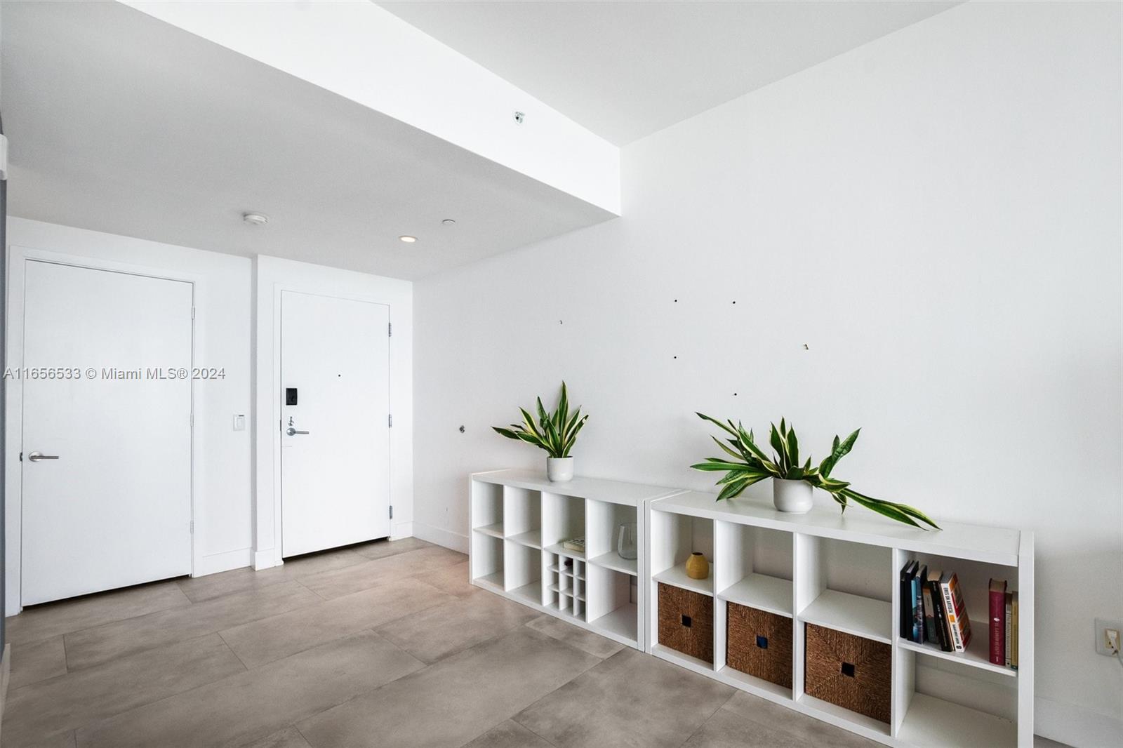 2900 NE 7th Ave # 2904