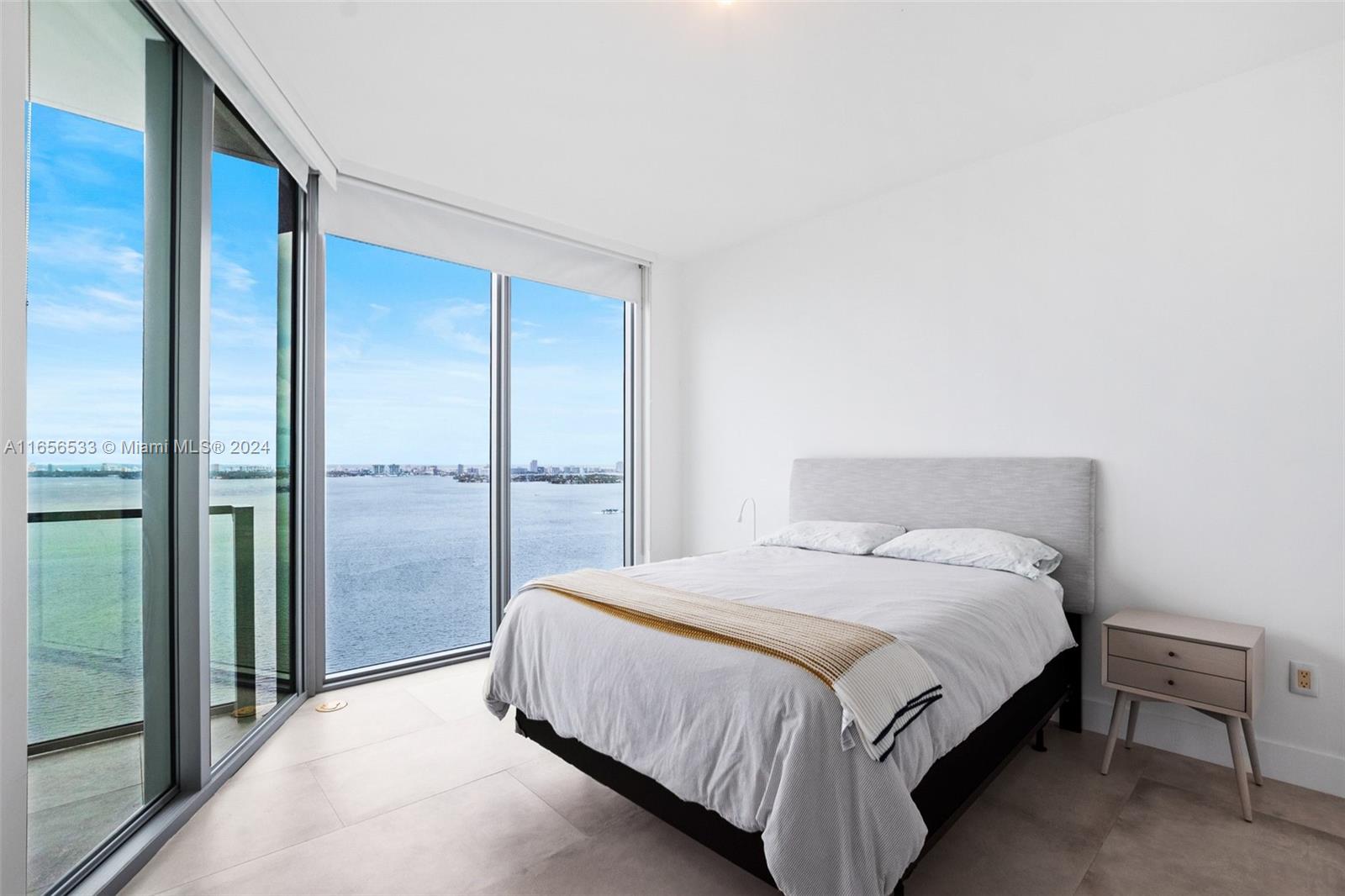 2900 NE 7th Ave # 2904