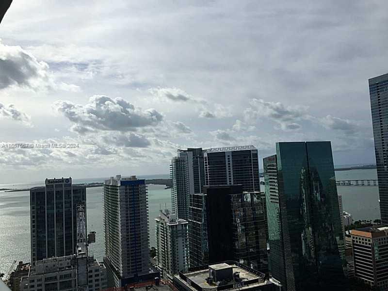 1100 S MIAMI AV Unit: 4103