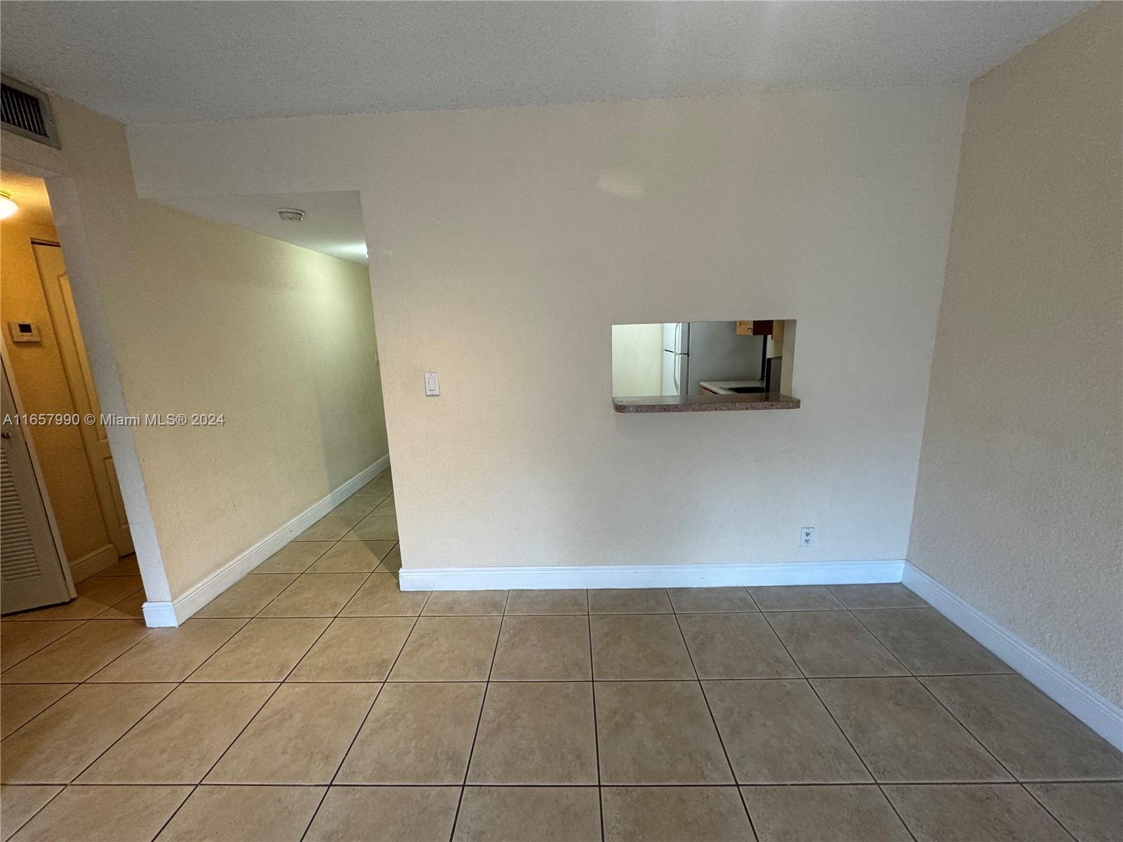 5201 Geneva Way # 308