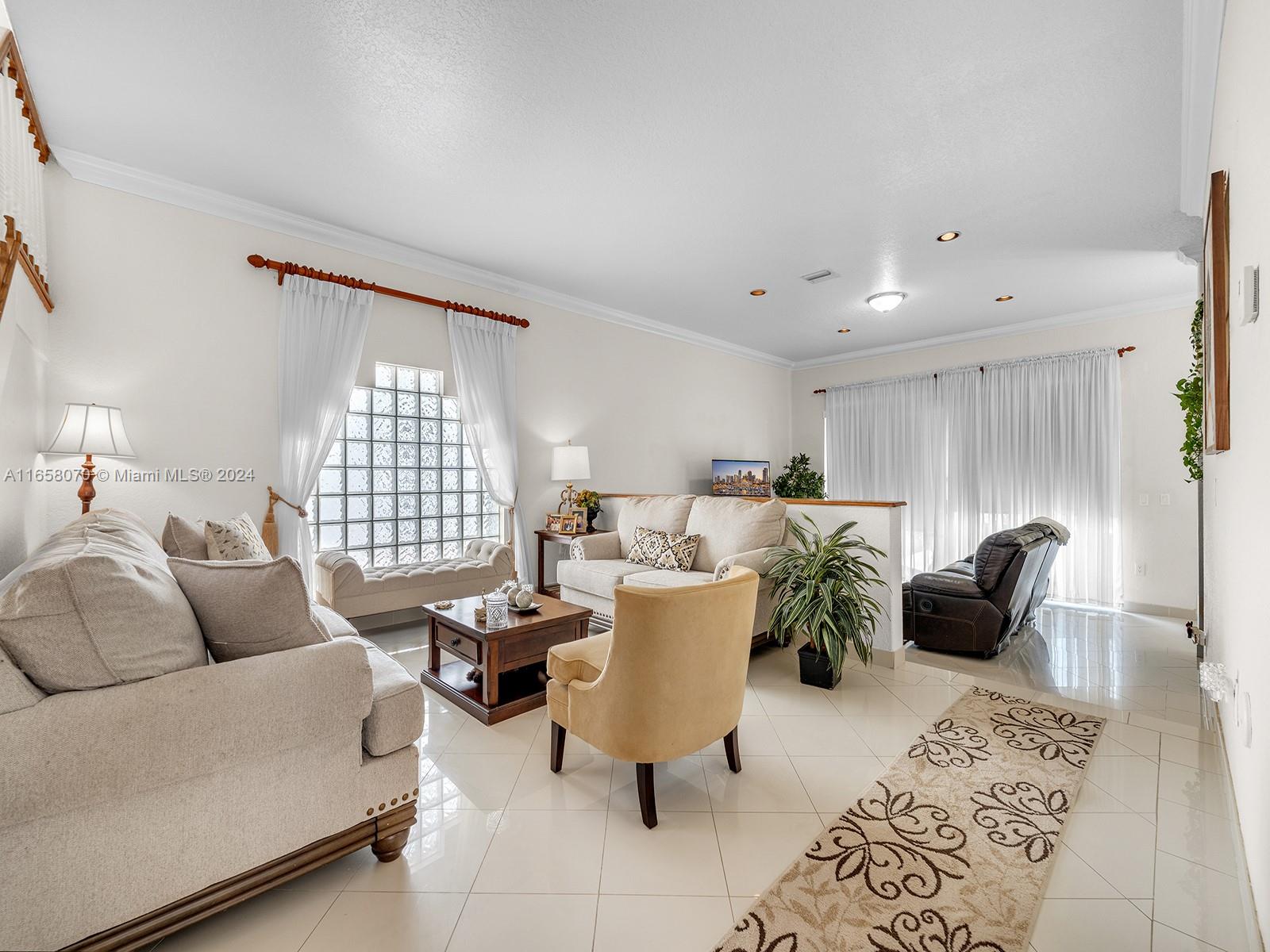 10315 NW 56th Ter