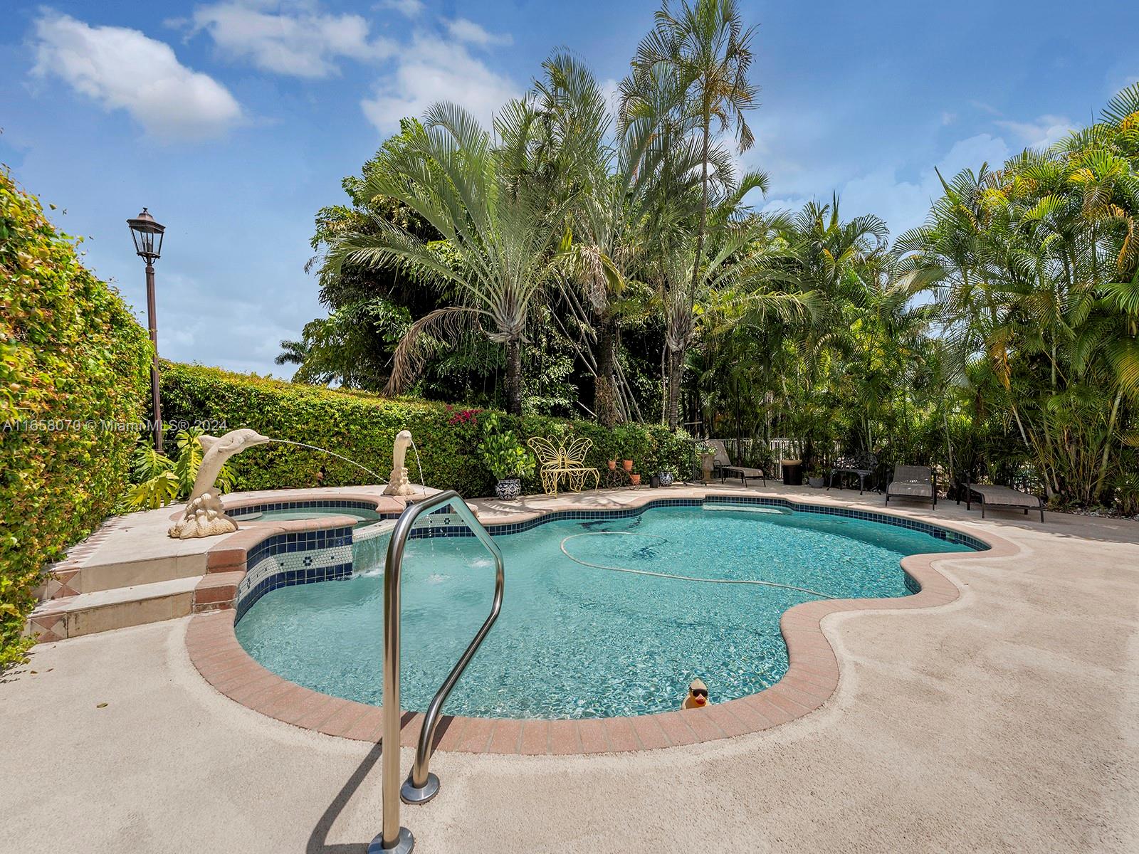 10315 NW 56th Ter
