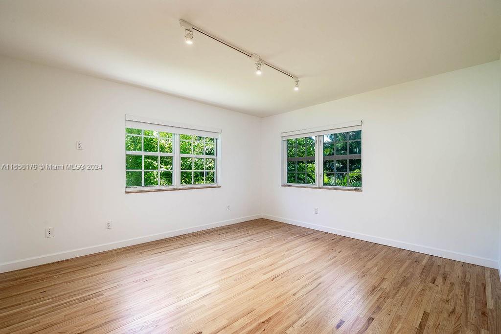 4444 Ingraham Hwy