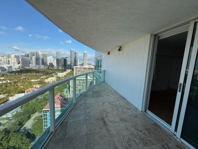 2101 Brickell Ave # 2901