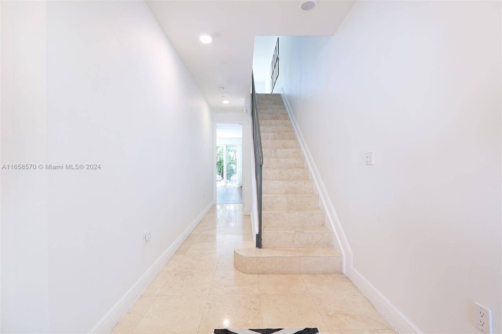 814 NE 19th Ave # 814