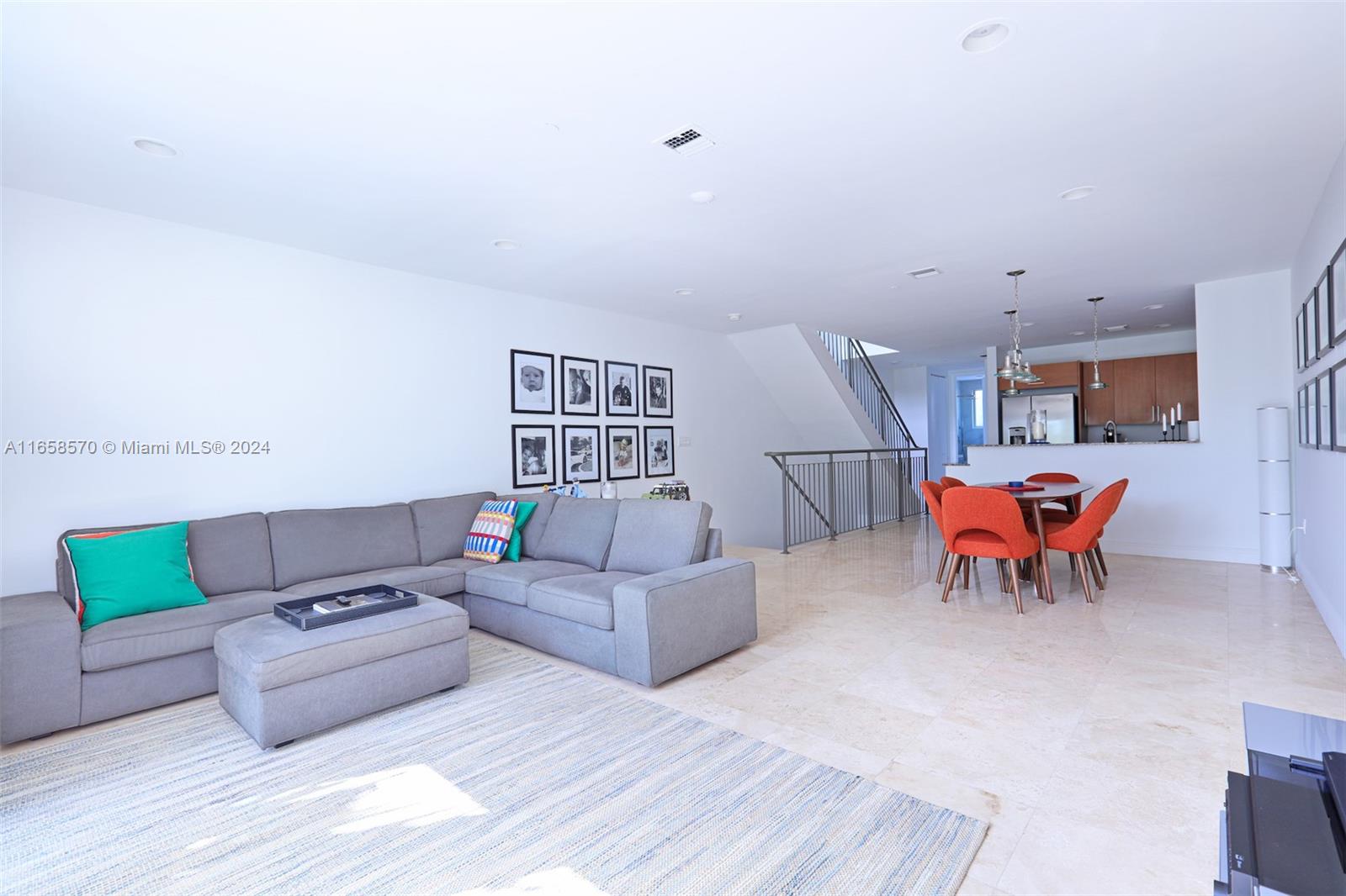 814 NE 19th Ave # 814