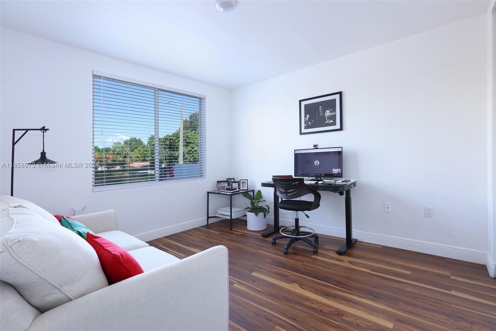 814 NE 19th Ave # 814