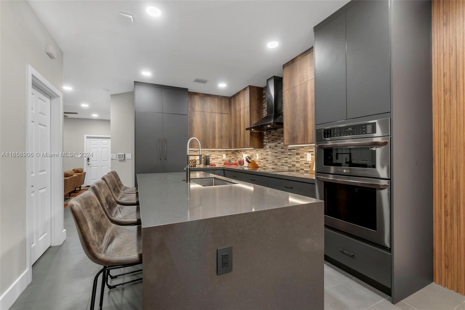 4650 Santa Cruz Way # 4650