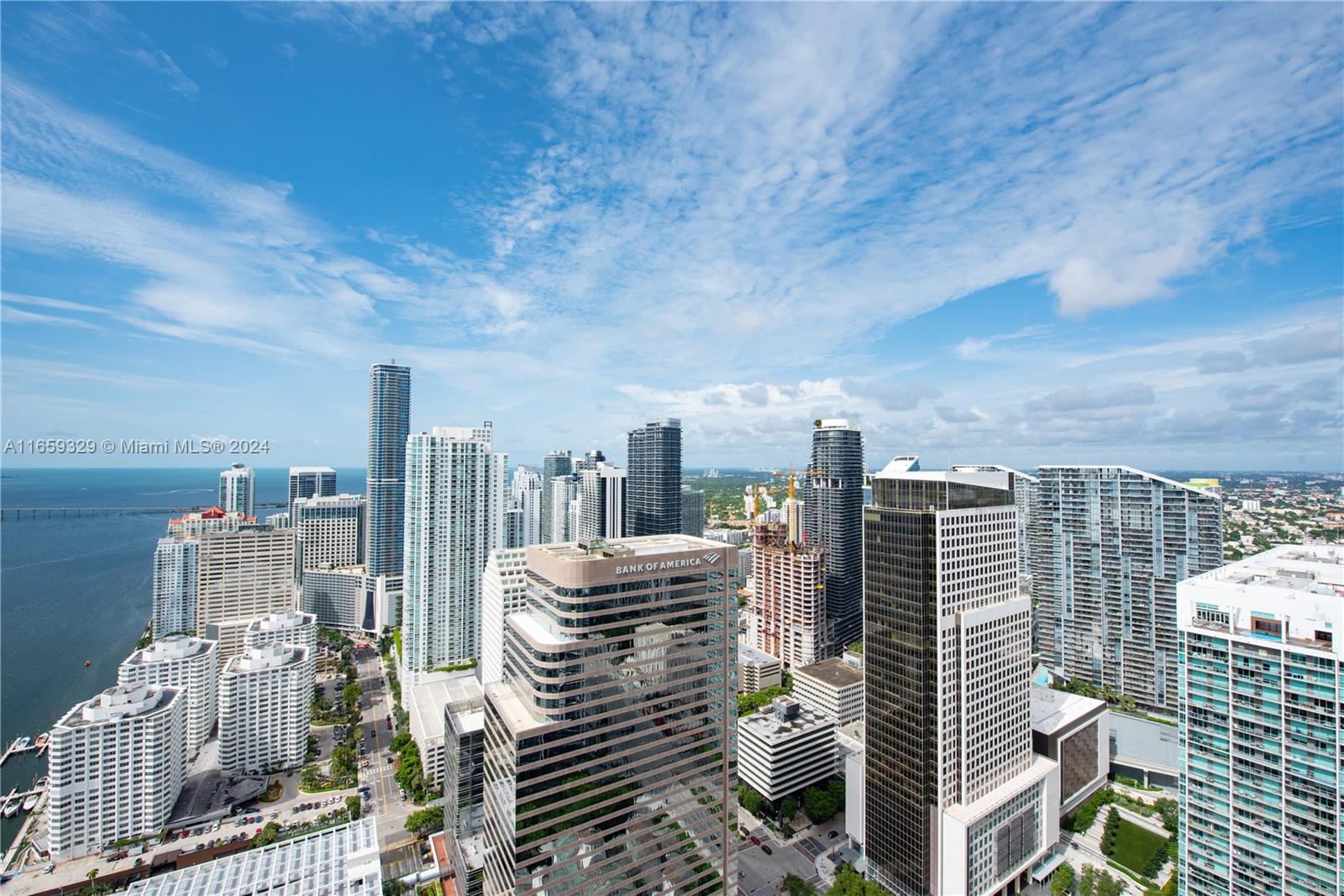 495 Brickell Ave # 5207