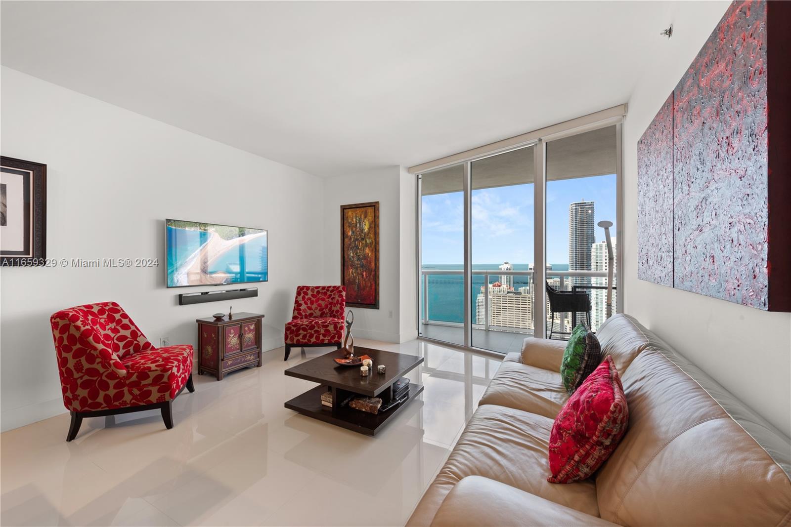 495 Brickell Ave # 5207