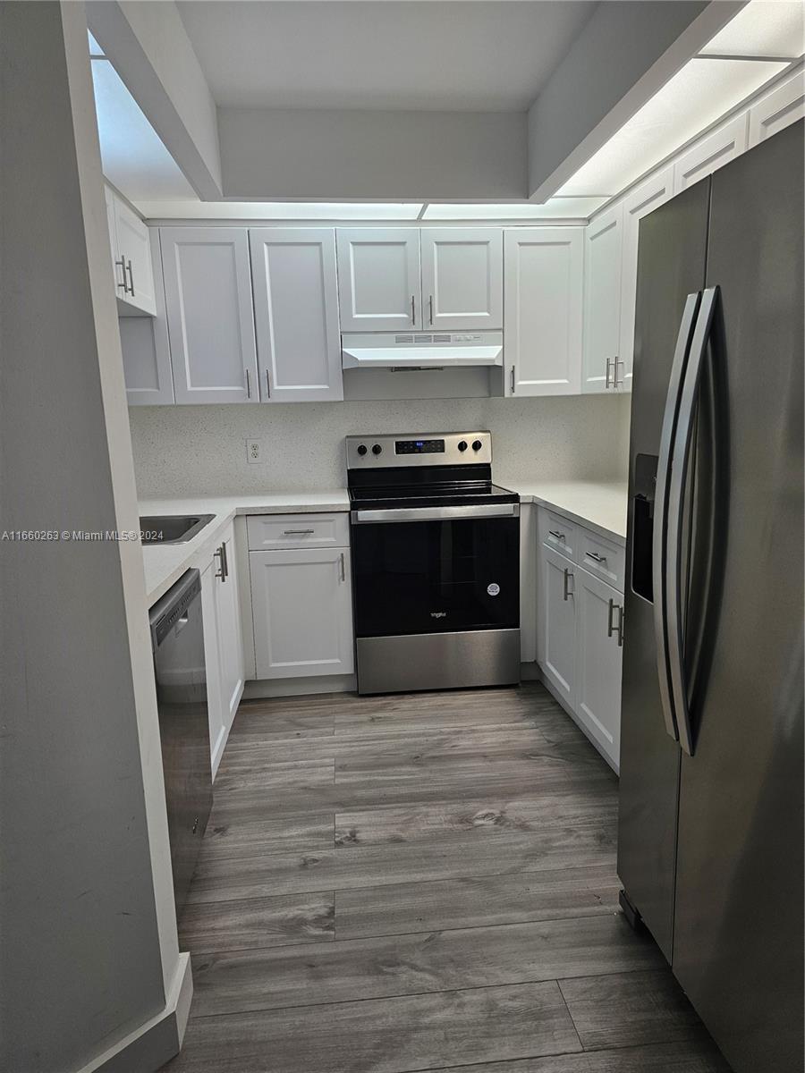1200 SW 125th Ave # 302L