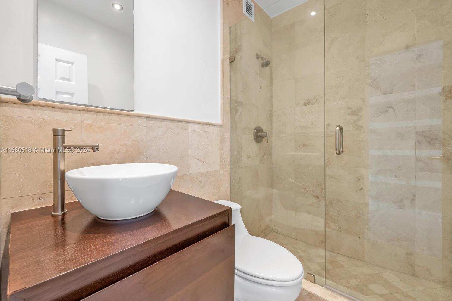 2451 Brickell Ave # 11T