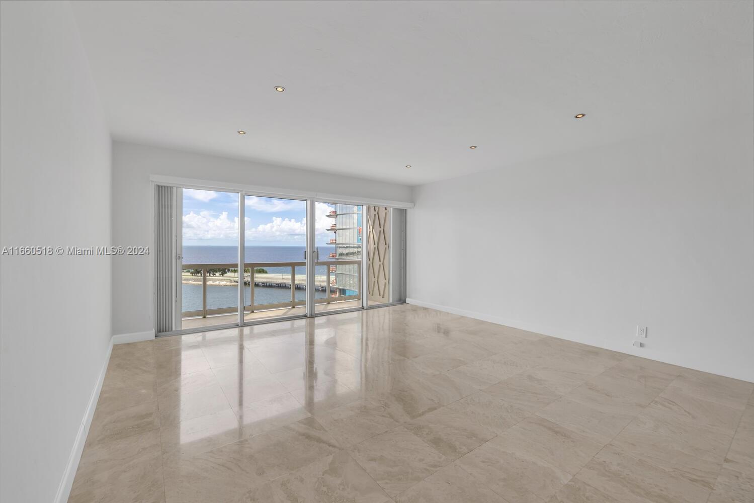 2451 Brickell Ave # 11T