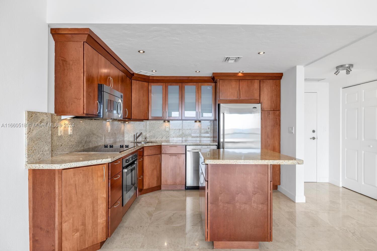 2451 Brickell Ave # 11T