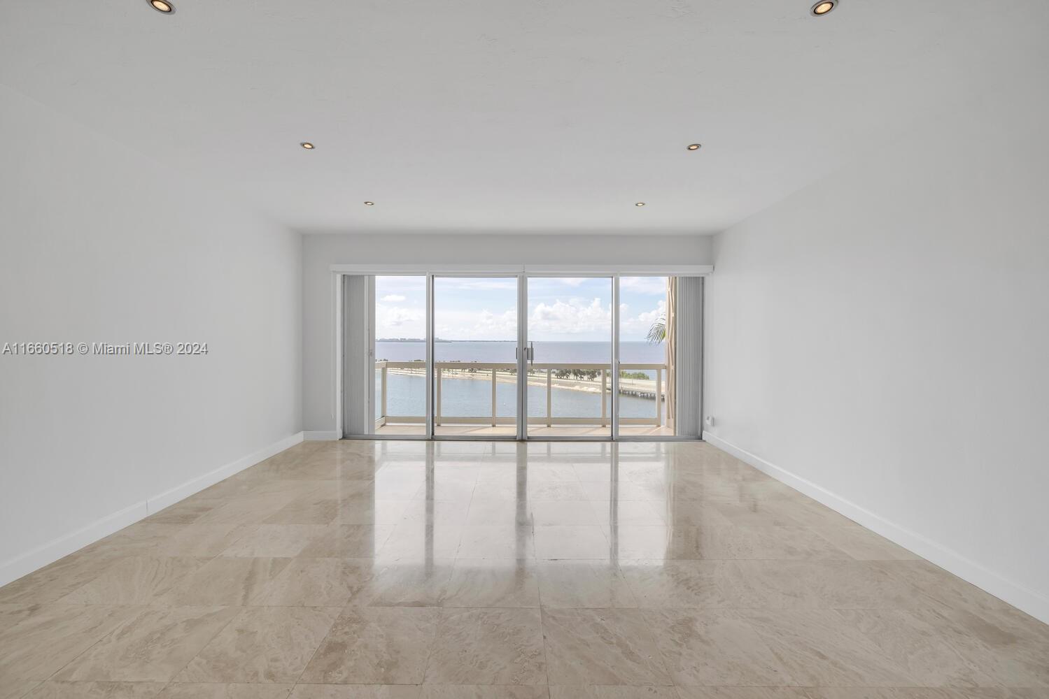 2451 Brickell Ave # 11T