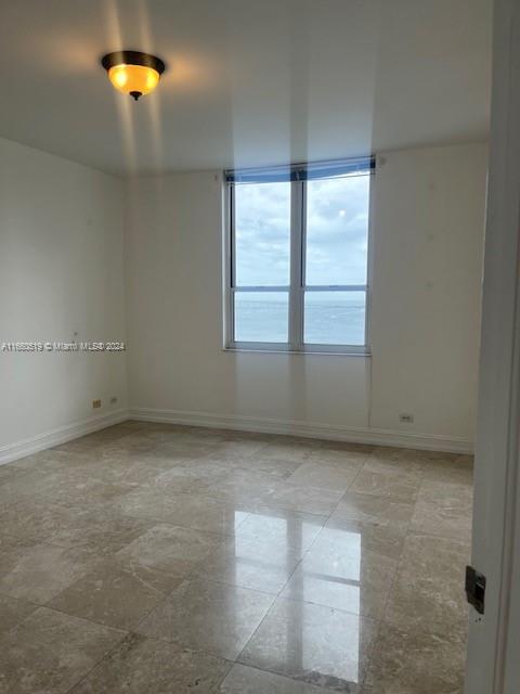 701 Brickell Key Blvd # 1402