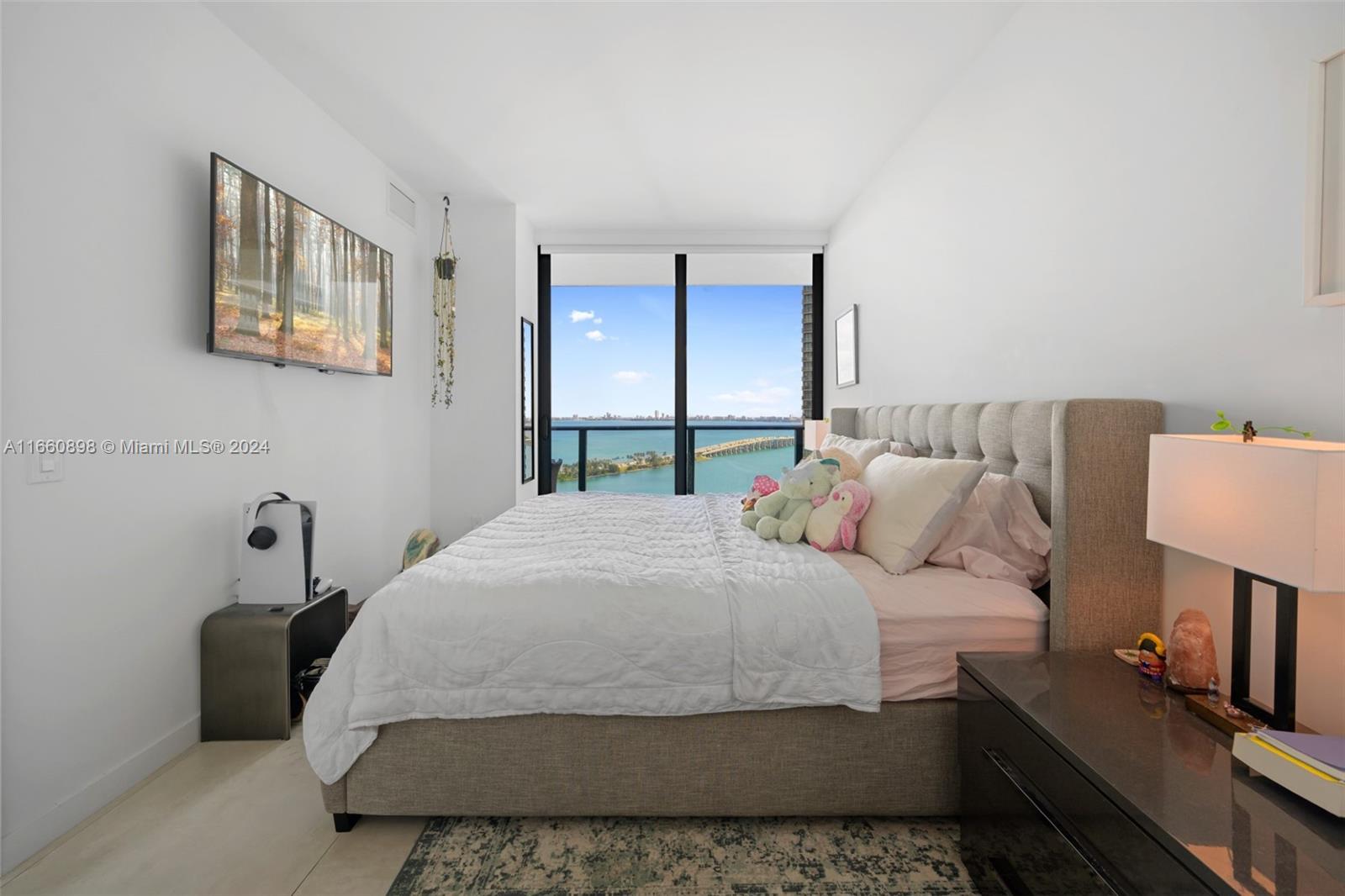 501 NE 31 street # 2101