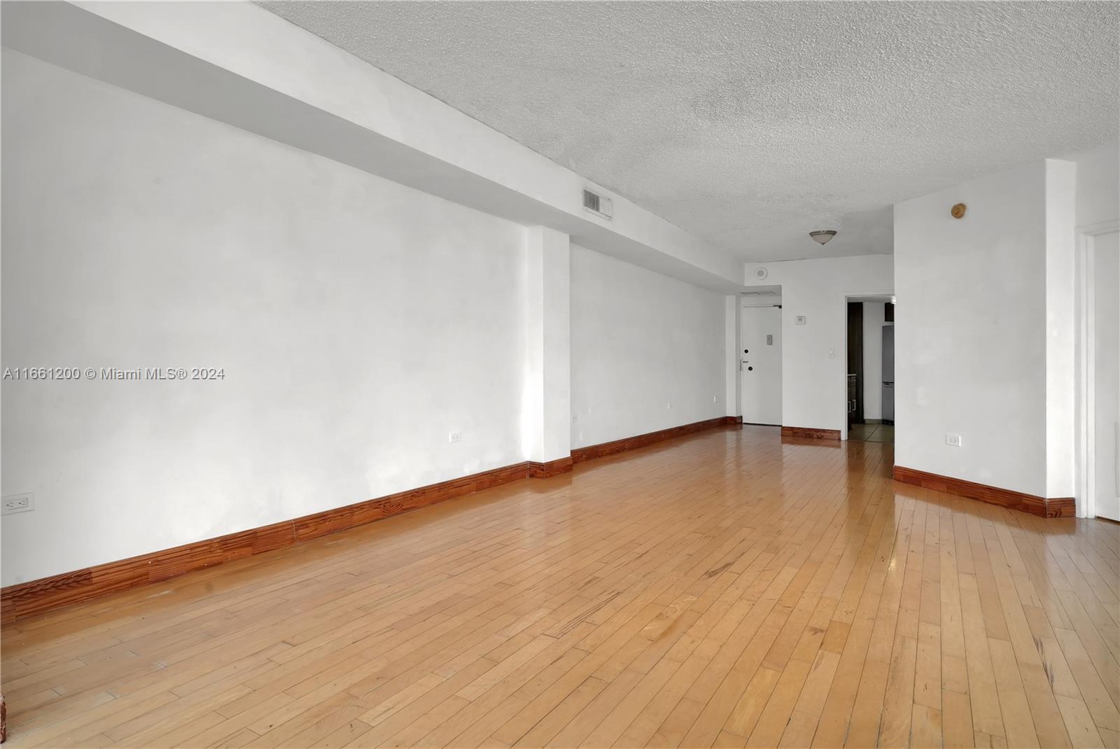 905 Brickell Bay Dr # 1831