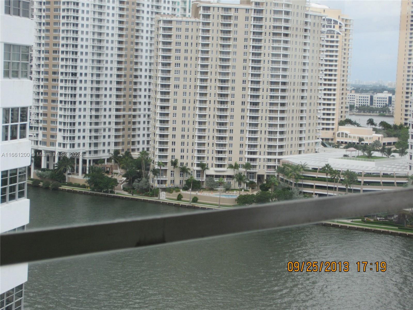 905 Brickell Bay Dr # 1831