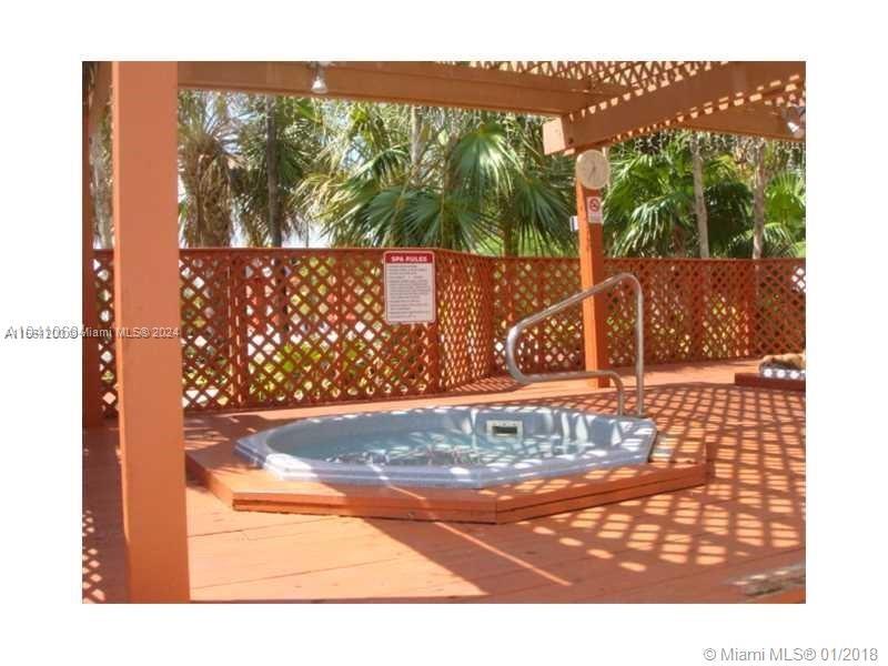 905 Brickell Bay Dr # 1831