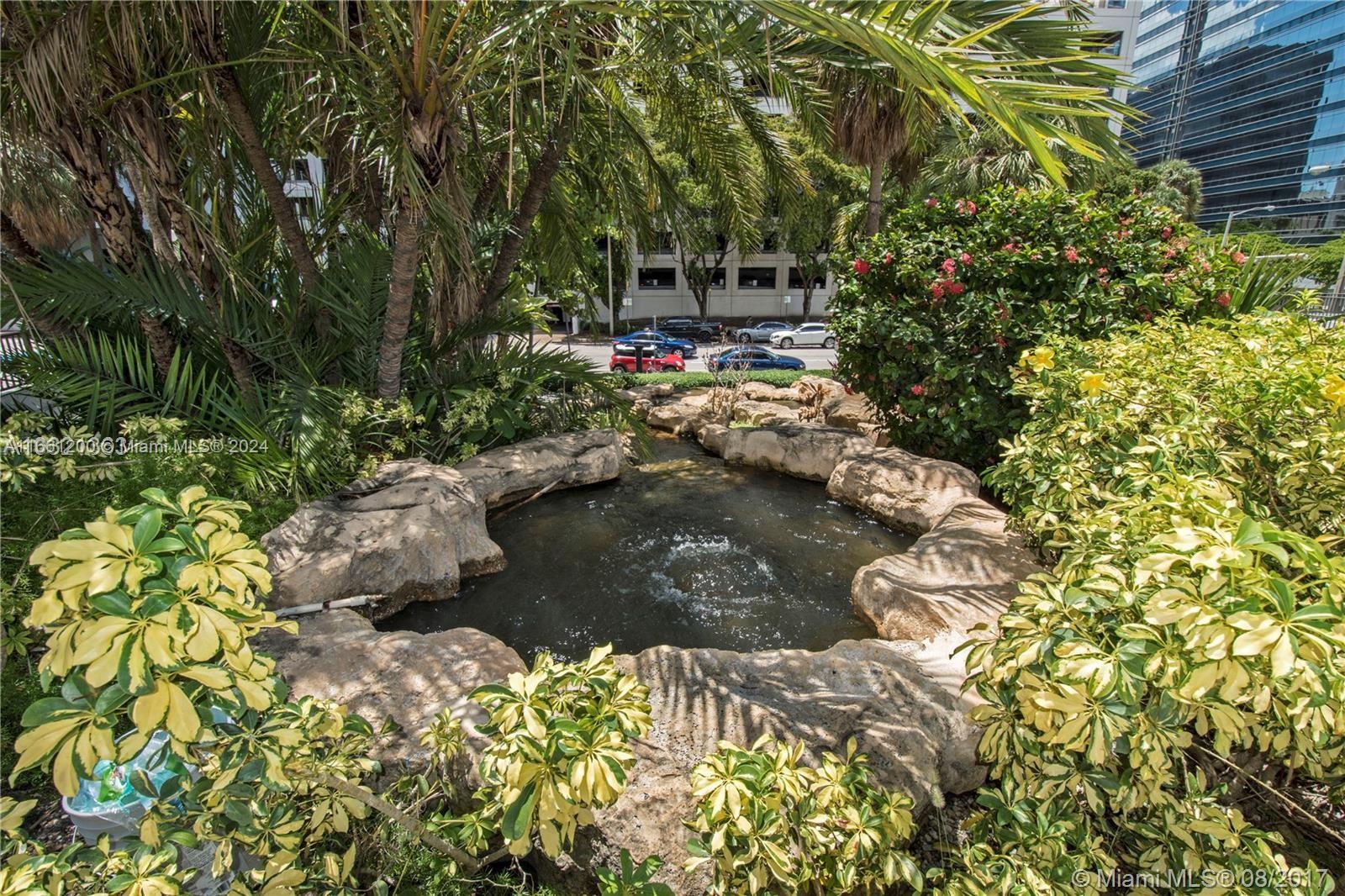 905 Brickell Bay Dr # 1831