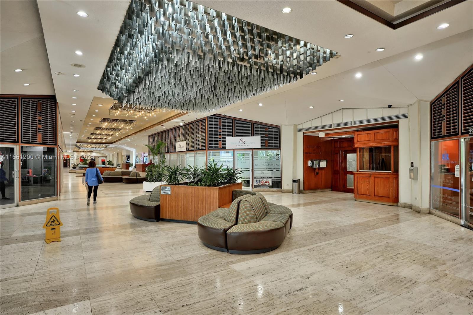 905 Brickell Bay Dr # 1831