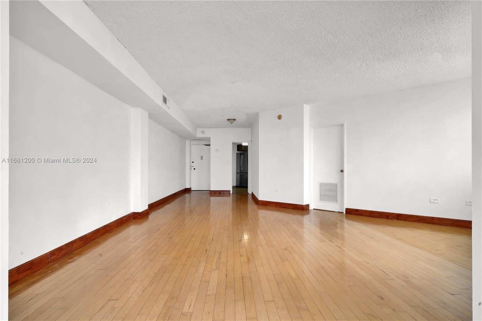 905 Brickell Bay Dr # 1831