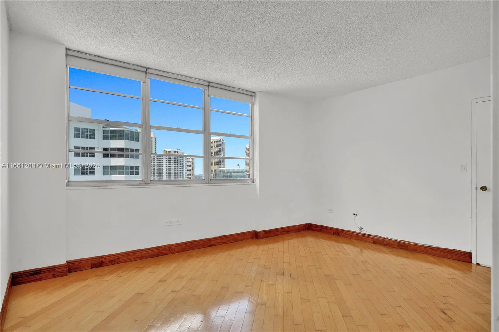 905 Brickell Bay Dr # 1831