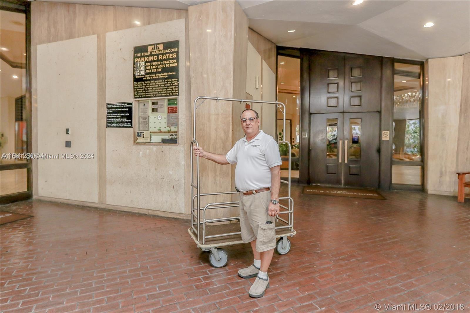 905 Brickell Bay Dr # 1831