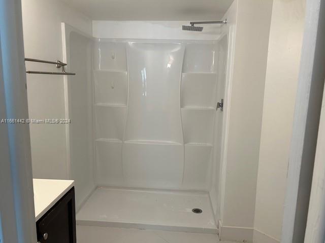 9433 Fontainebleau Blvd # 209