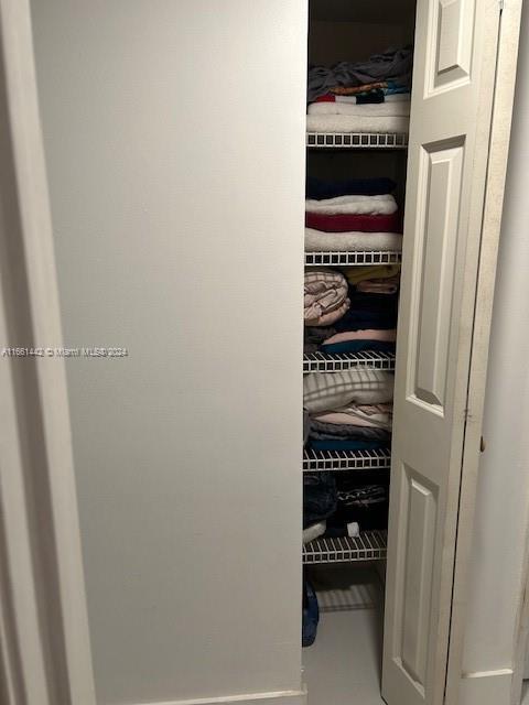 9433 Fontainebleau Blvd # 209