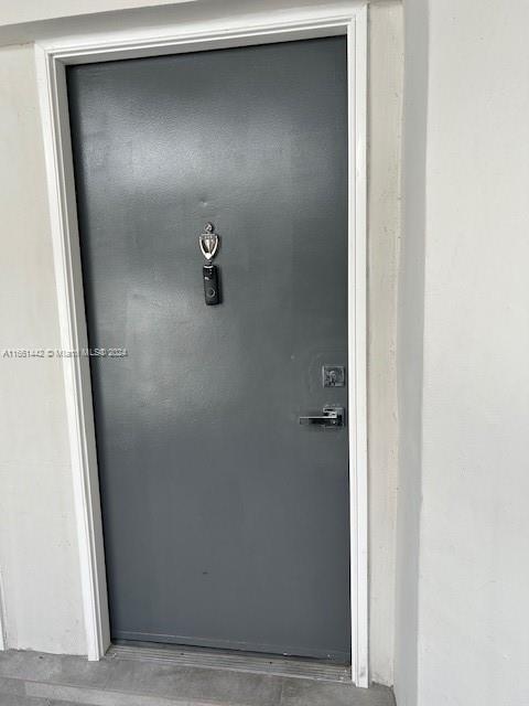 9433 Fontainebleau Blvd # 209