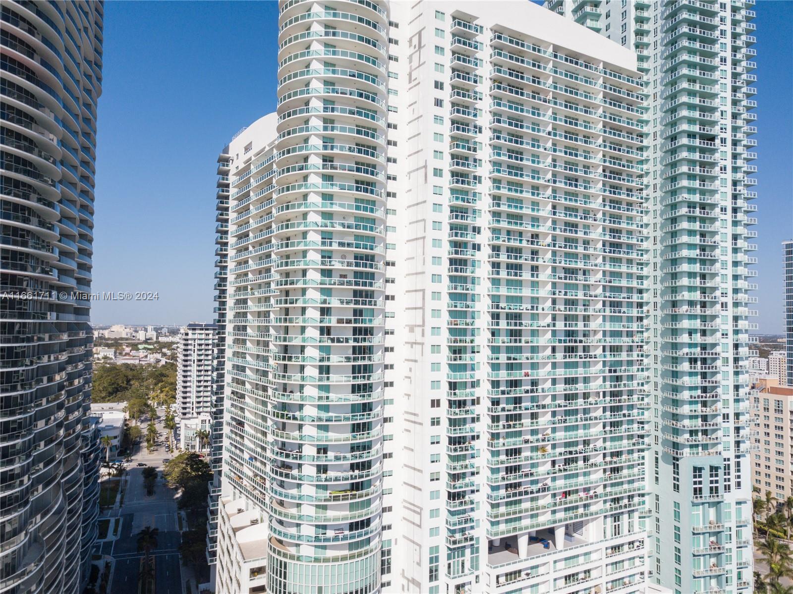 1800 N Bayshore Dr # 2201