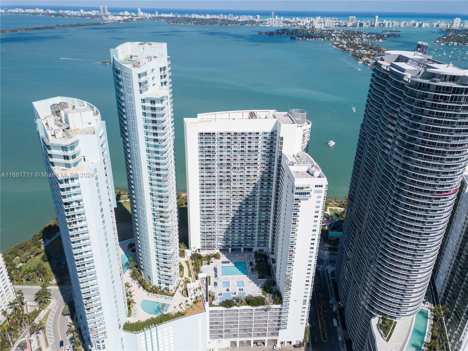 1800 N Bayshore Dr # 2201