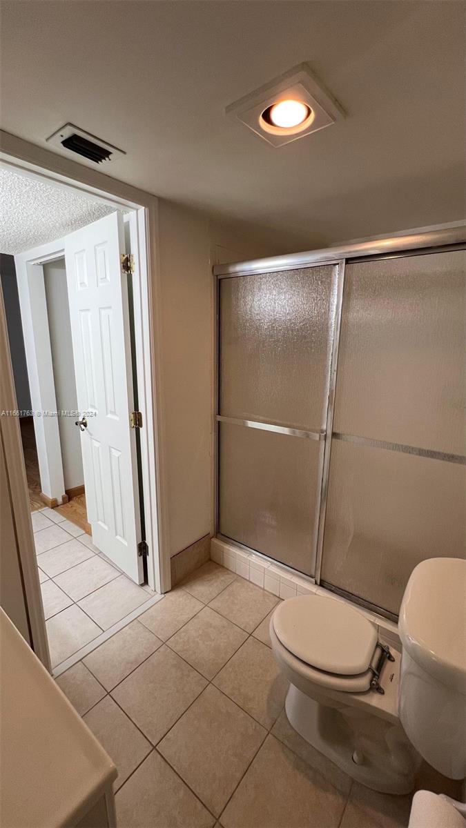 9501 Seagrape Dr # 203