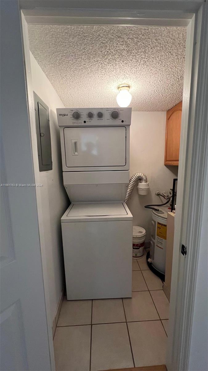9501 Seagrape Dr # 203