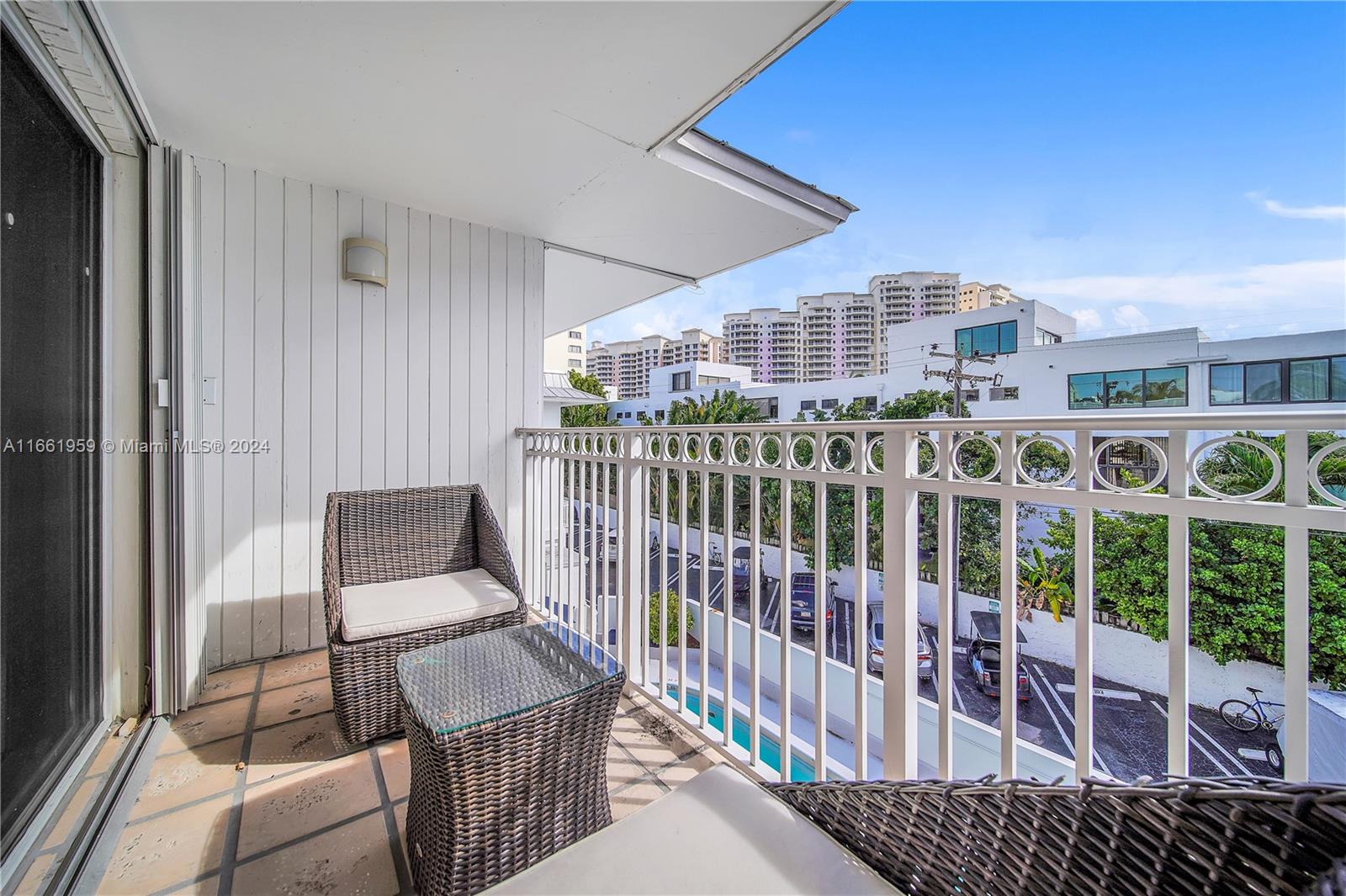 290 Sunrise Dr # K Unit: 3-K