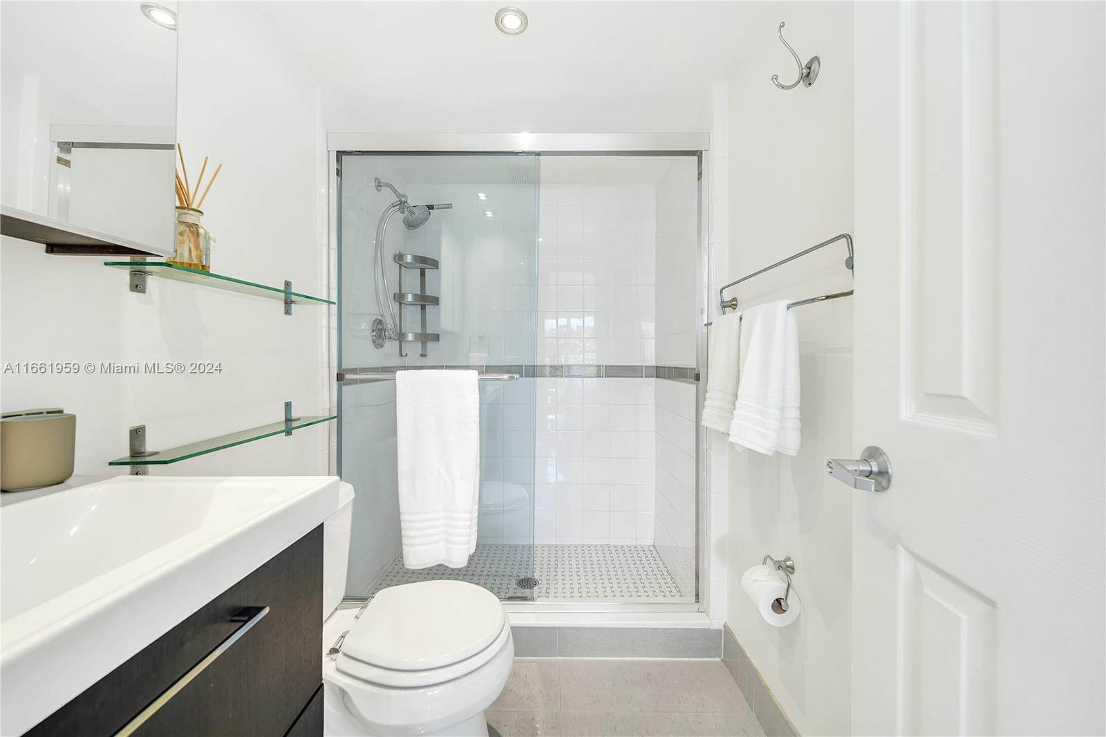 290 Sunrise Dr # K Unit: 3-K