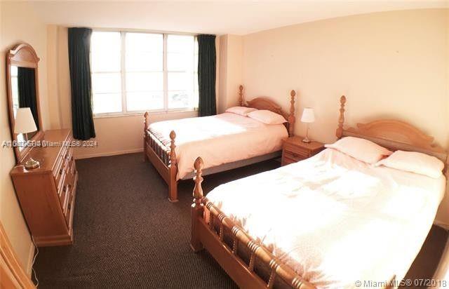 5601 Collins Ave # 523
