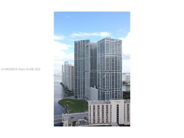 475 Brickell Ave # 3210