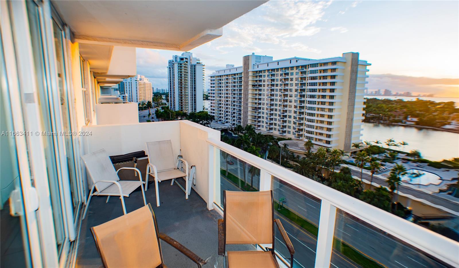 5601 Collins Ave # 1123