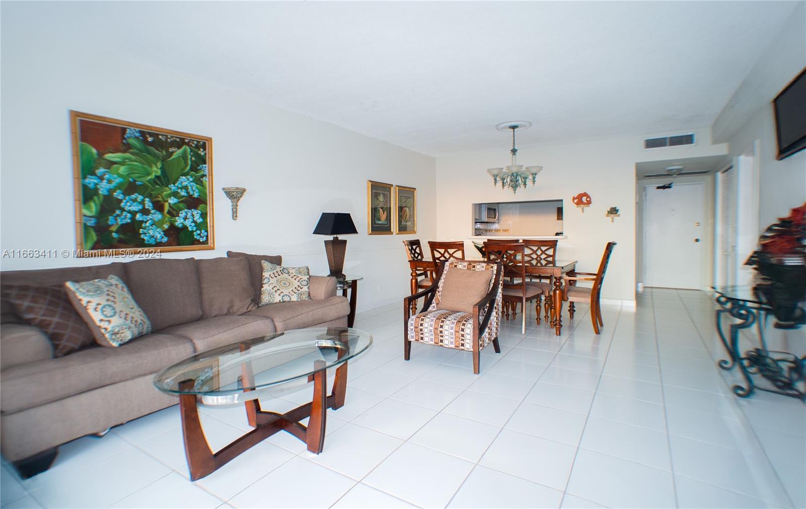 5601 Collins Ave # 1123