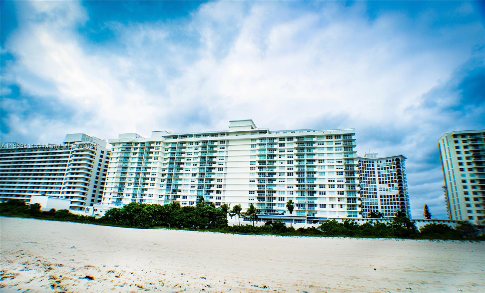 5601 Collins Ave # 1123