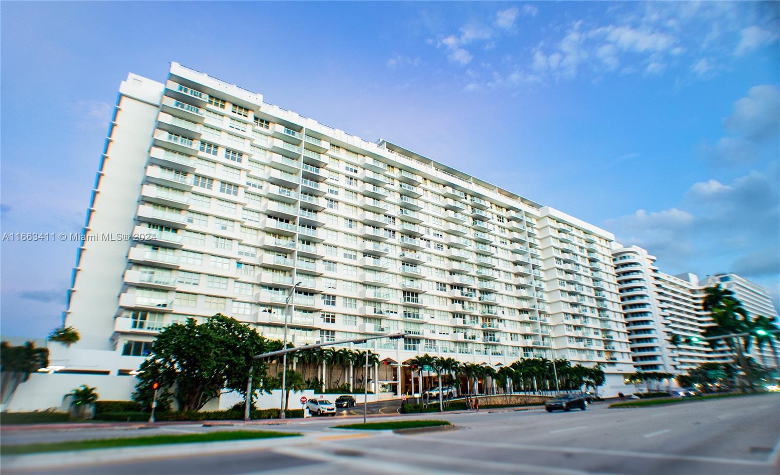 5601 Collins Ave # 1123