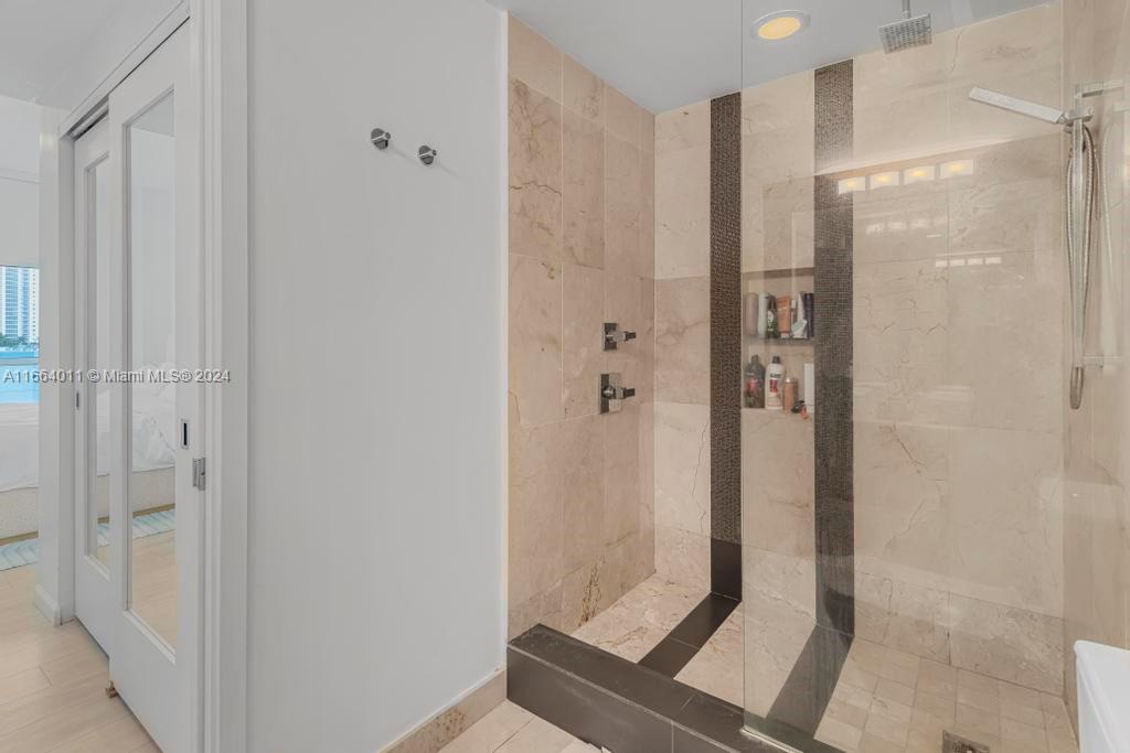 601 NE 27th St # 1002